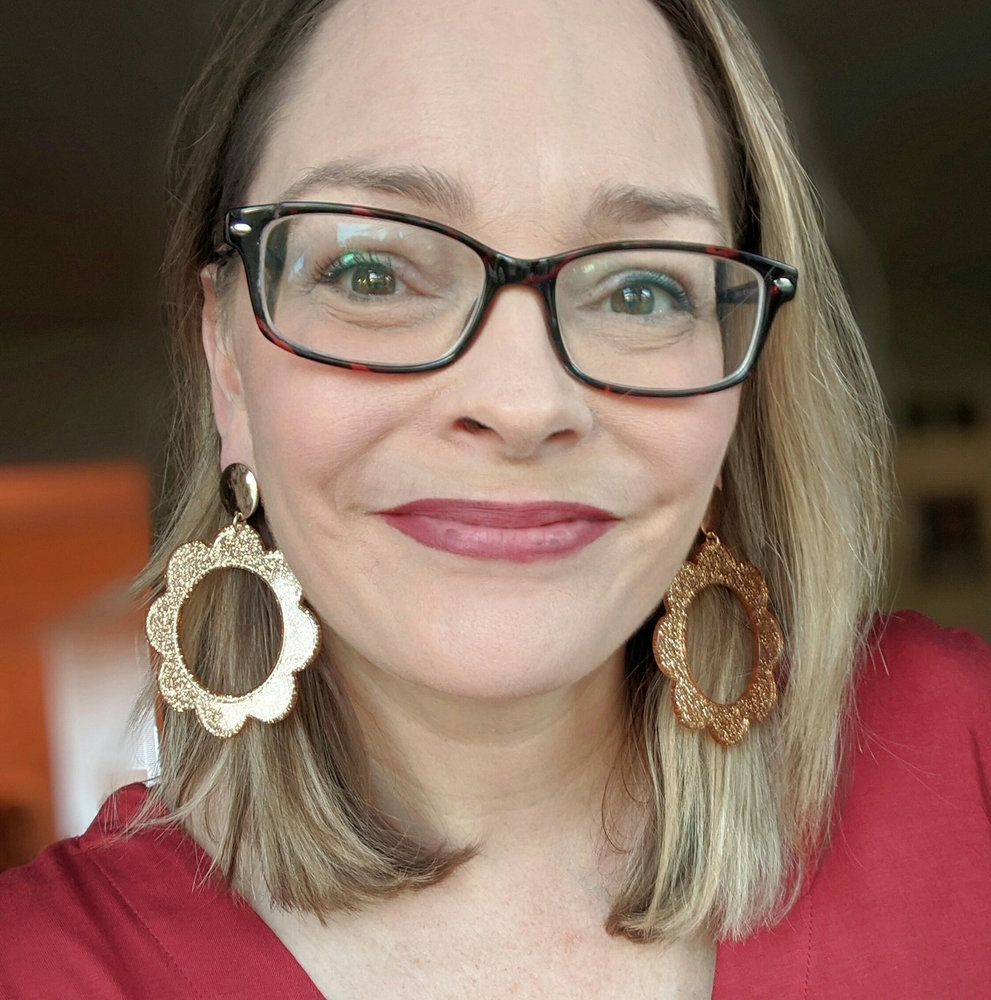 Meet your Posher, Keri